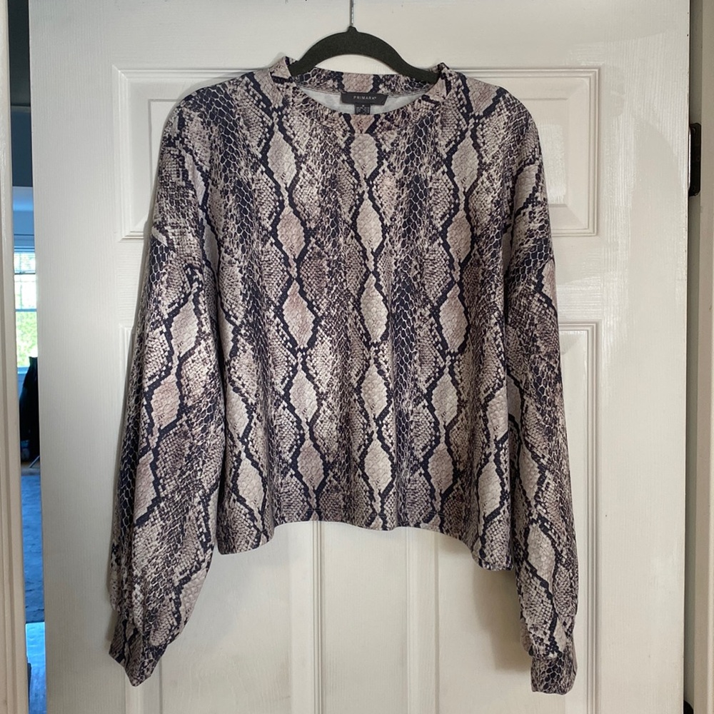 Cropped hoodie